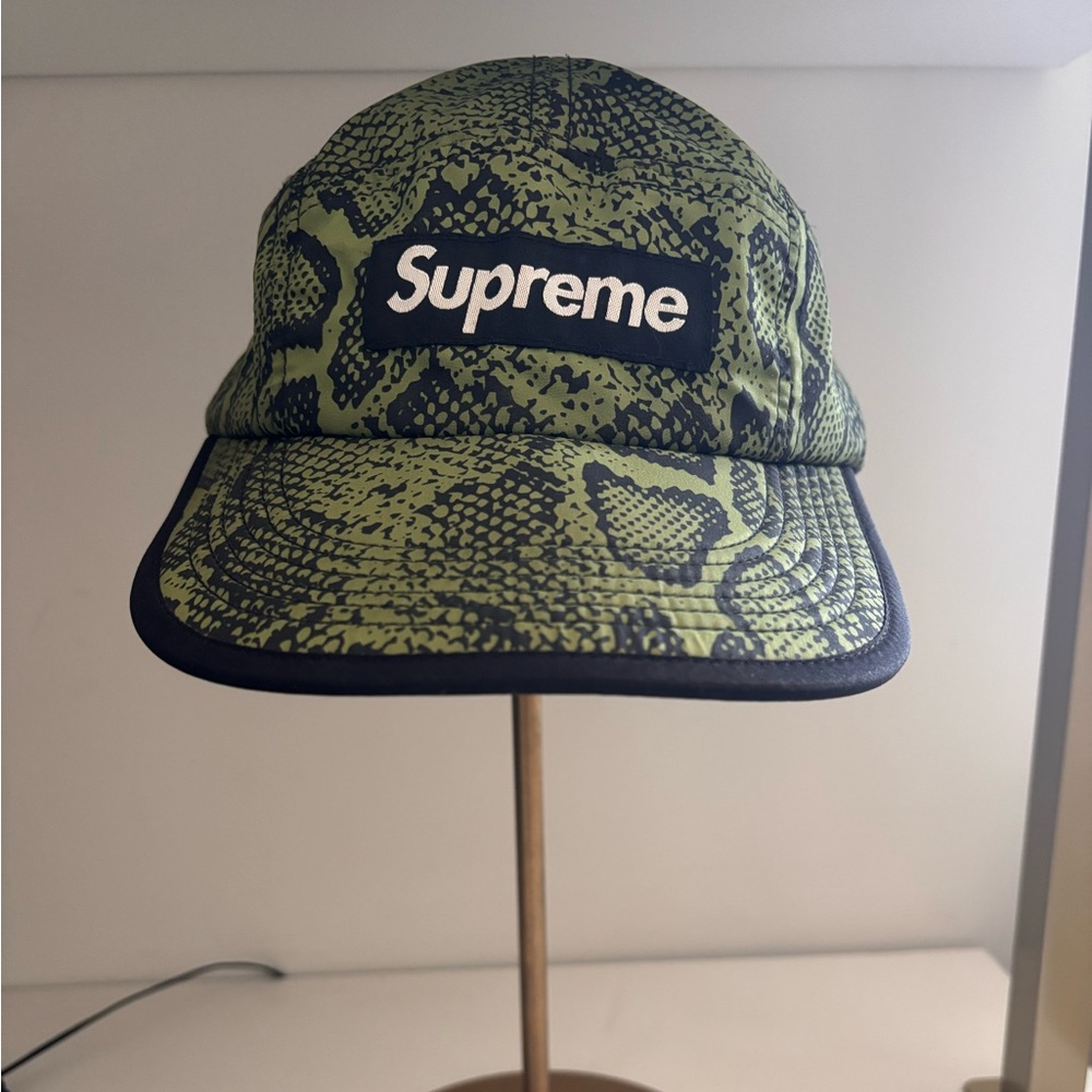 Authentic Supreme Cap
Unisex
One Size